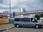 Бесплатный автобус Genser в пункт аренды автомобилей АрендаАвто-штр на ул.Добролюбова